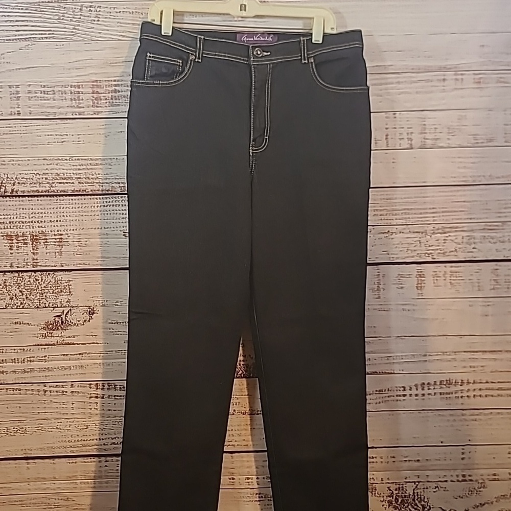 Gloria Vanderbilt Amanda dark denim jeans